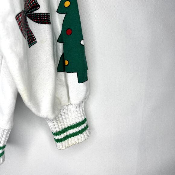 Vintage crew neck long sleeve Christmas sweatshirt - Picture 11 of 13